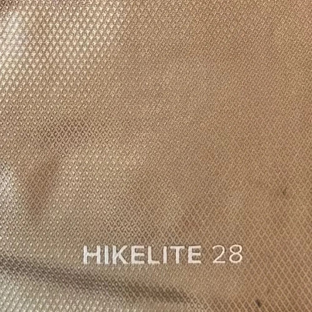Beige Osprey Hikelite 28L Backpack - Picture 11 of 11